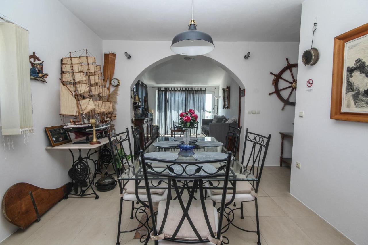 Lola'S Apartments Tribalj Kültér fotó