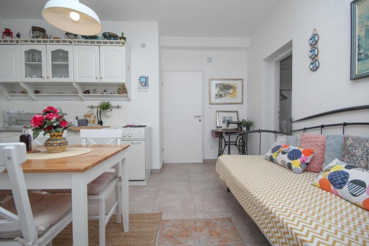 Lola'S Apartments Tribalj Kültér fotó