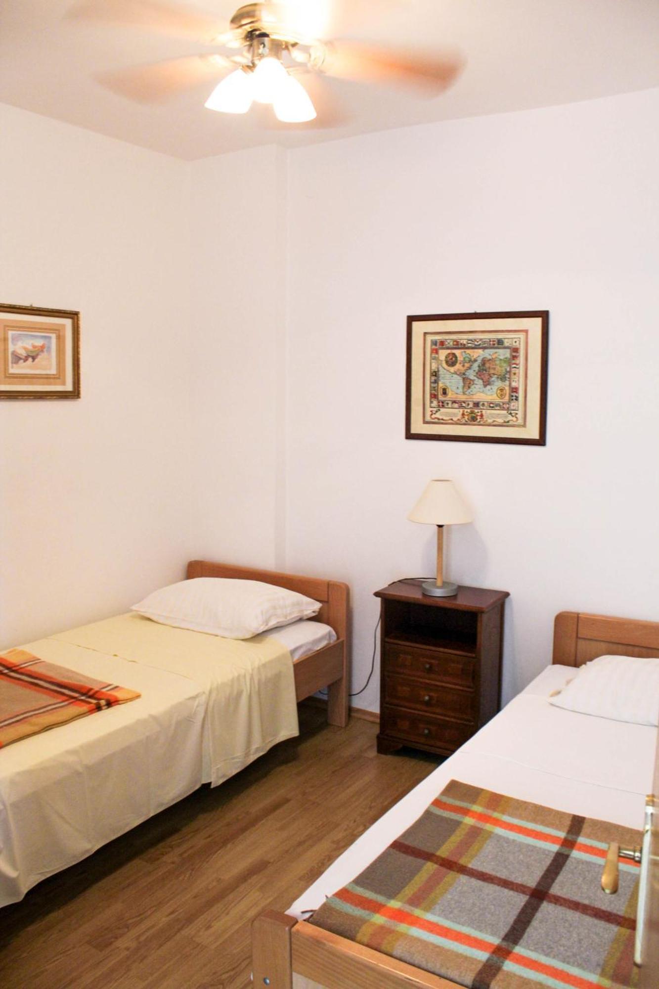 Lola'S Apartments Tribalj Kültér fotó