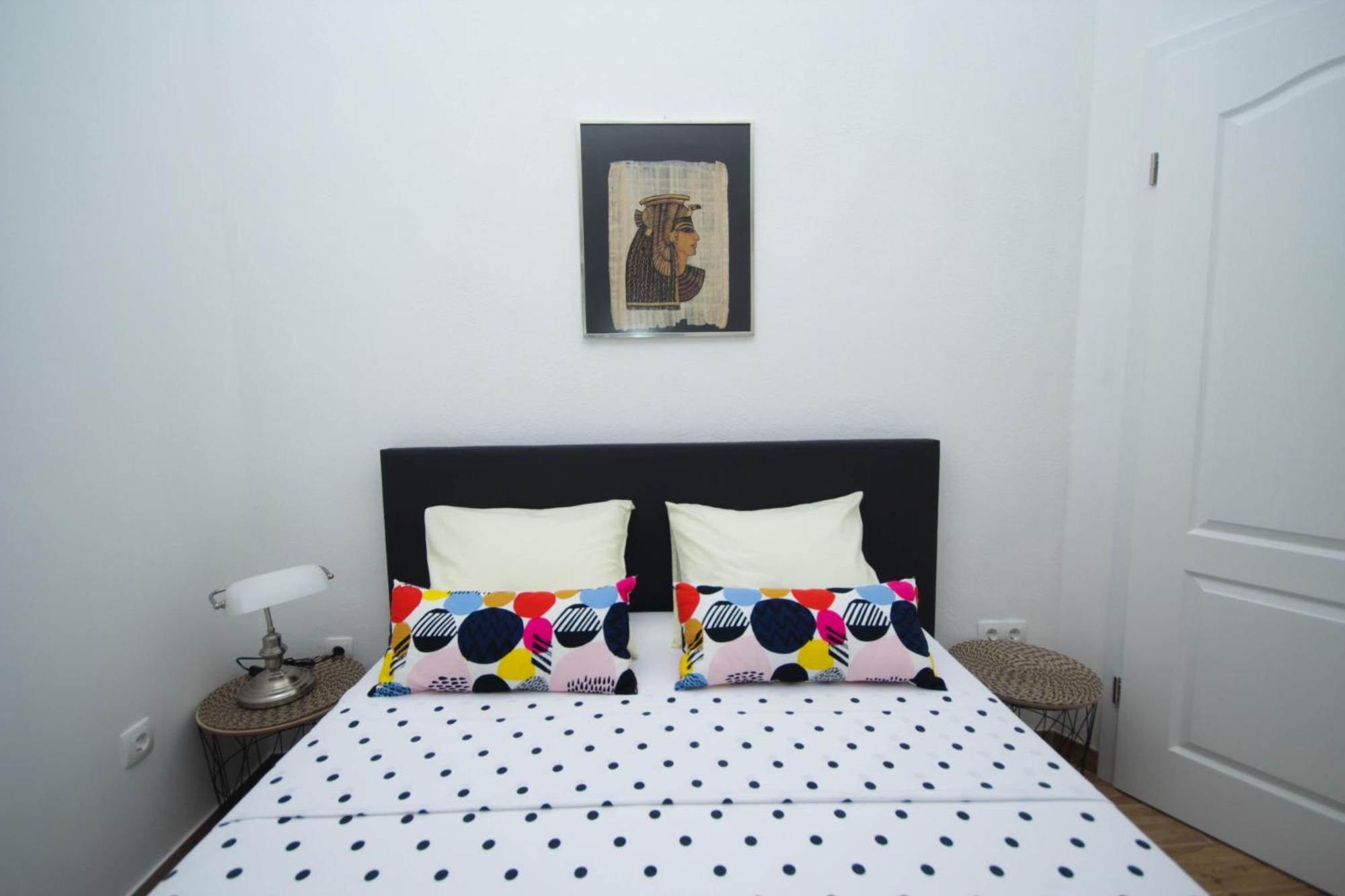 Lola'S Apartments Tribalj Szoba fotó
