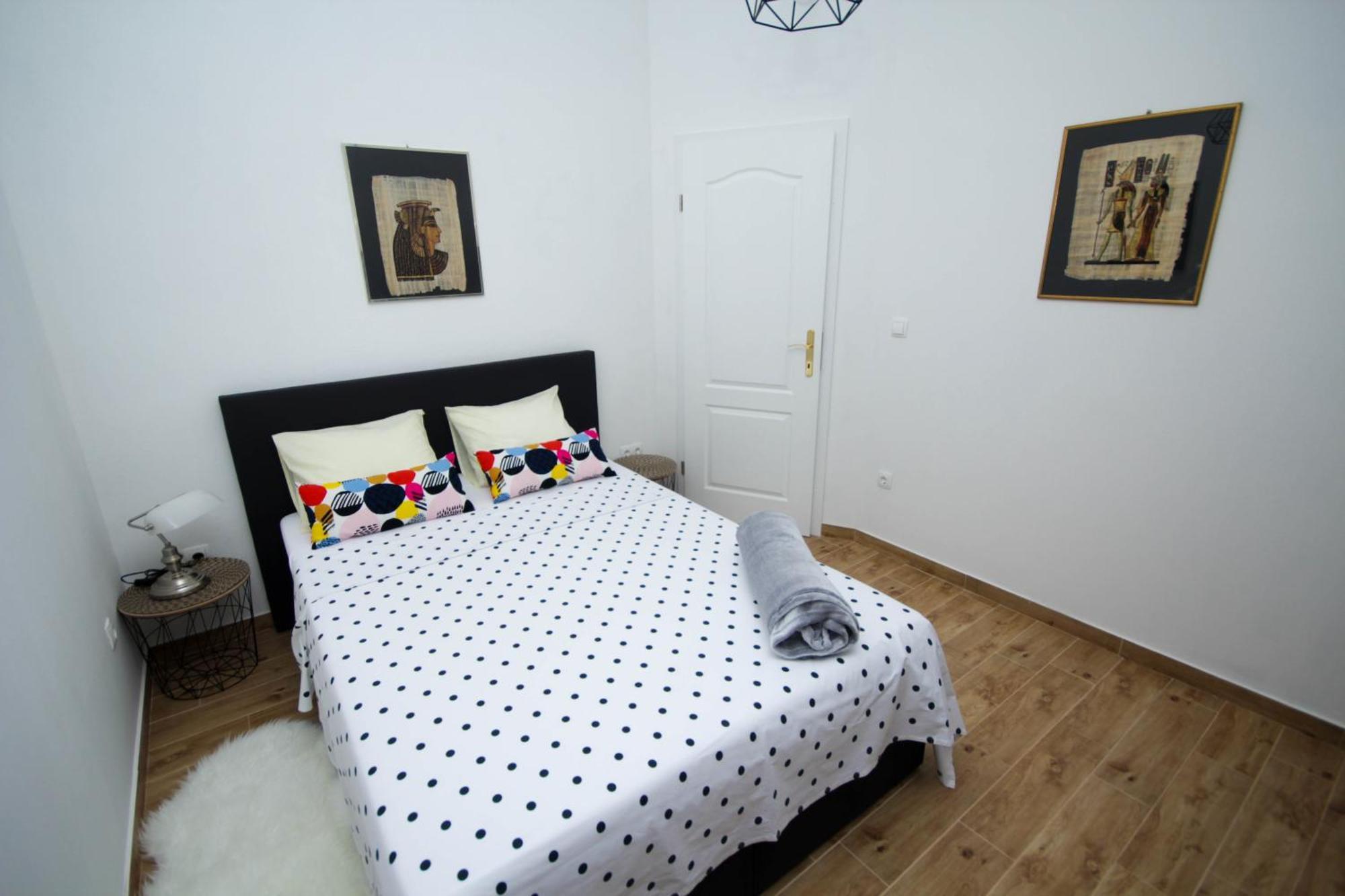 Lola'S Apartments Tribalj Kültér fotó