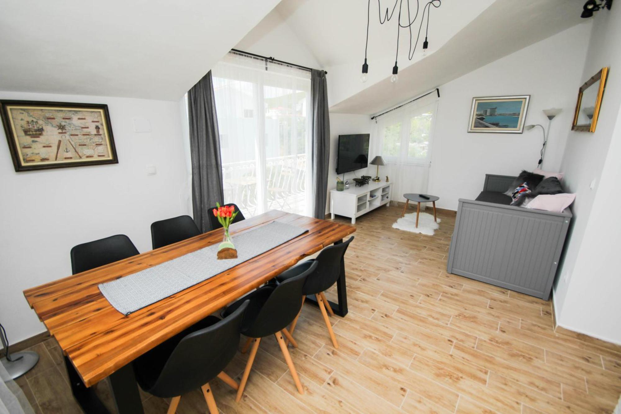 Lola'S Apartments Tribalj Kültér fotó