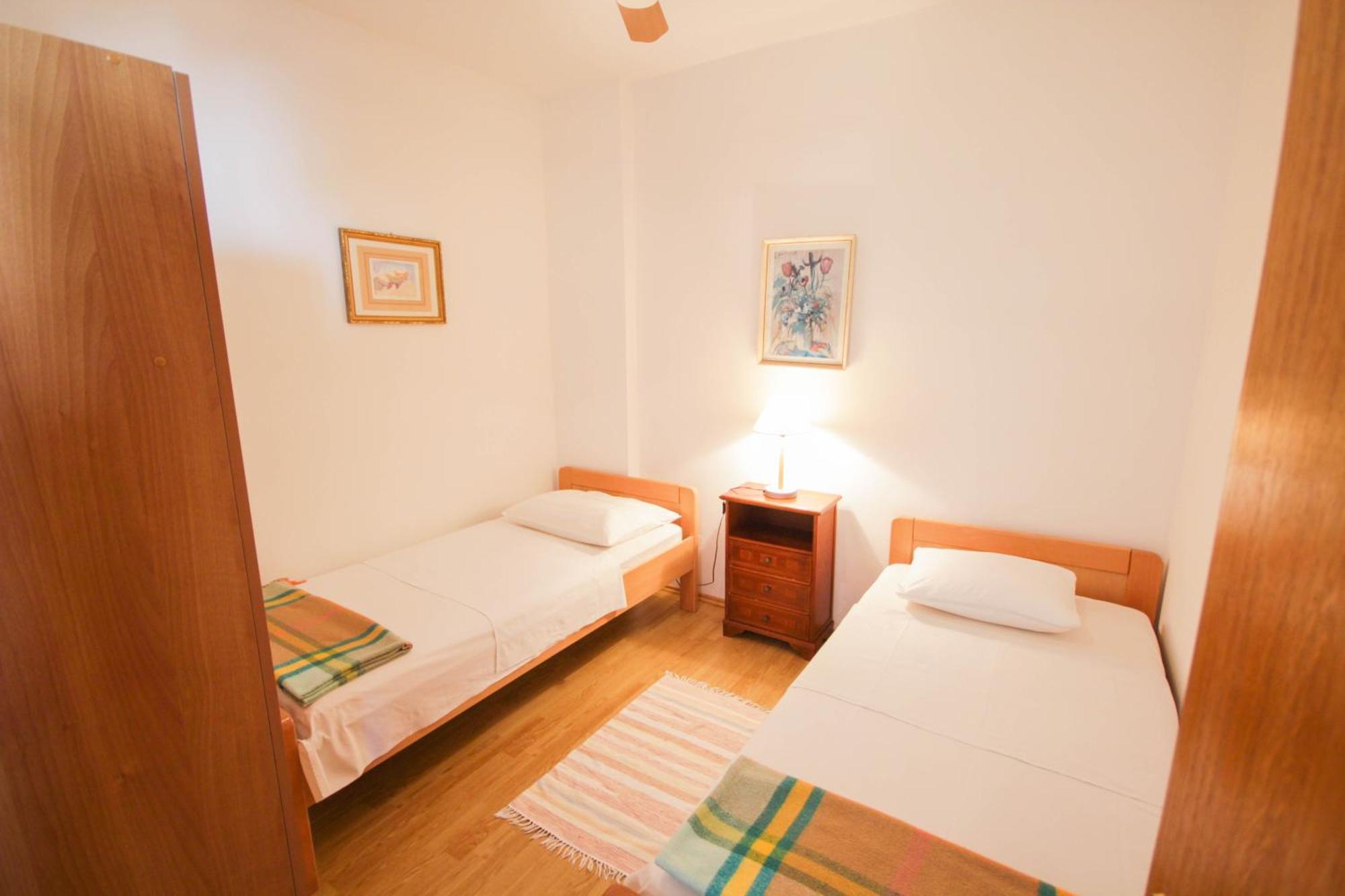 Lola'S Apartments Tribalj Szoba fotó