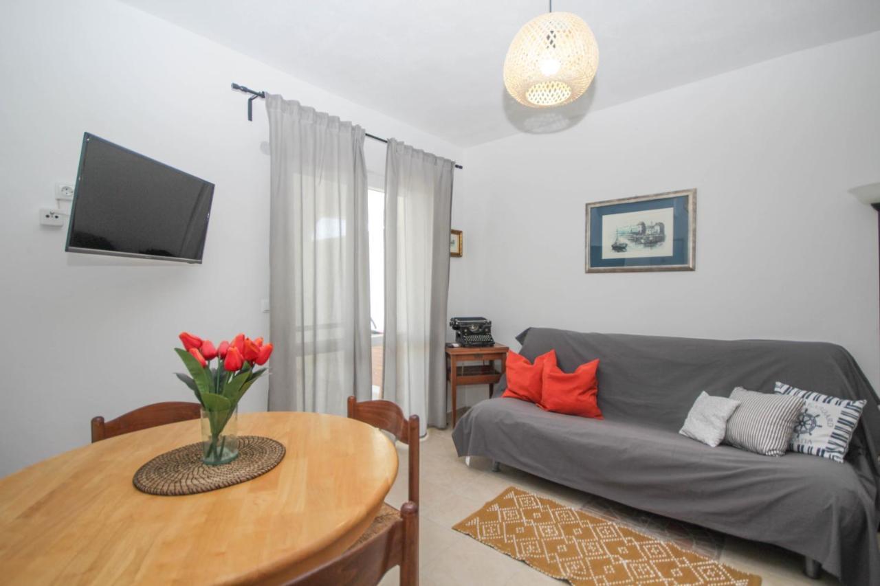 Lola'S Apartments Tribalj Kültér fotó